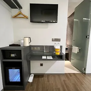 Hotel Bliss, Singapura